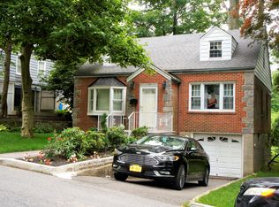 19 Gramercy Ave, Yonkers, NY 10701