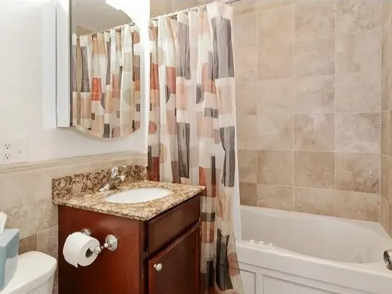7029 N Greenview Ave #3N — Photo 11
