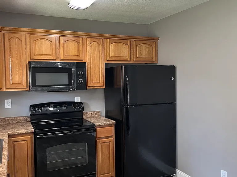2504 Gear Dr — Photo 16