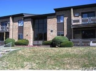 5 Charles Ln APT 1B, Pomona, NY 10970