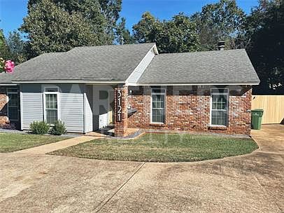 2nd image of 3121 Milan Dr