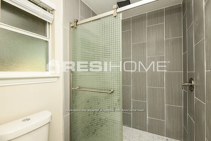 521 Kemper Ave — Photo 13
