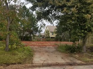 103 Hickory St, Pass Christian, MS 39571