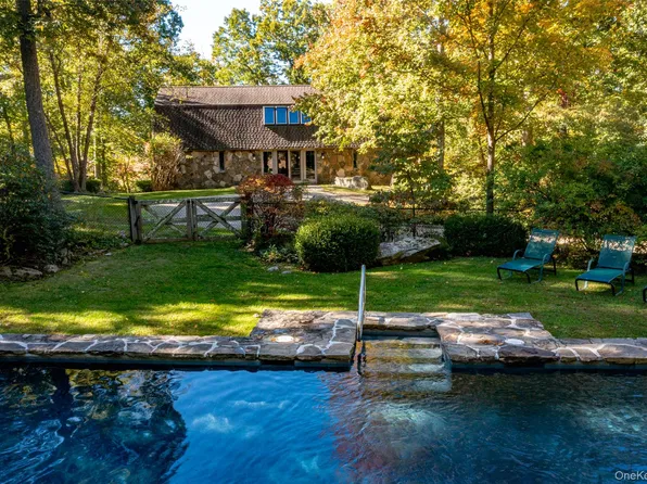 715 Farmers Mills Road, Carmel, NY 10512