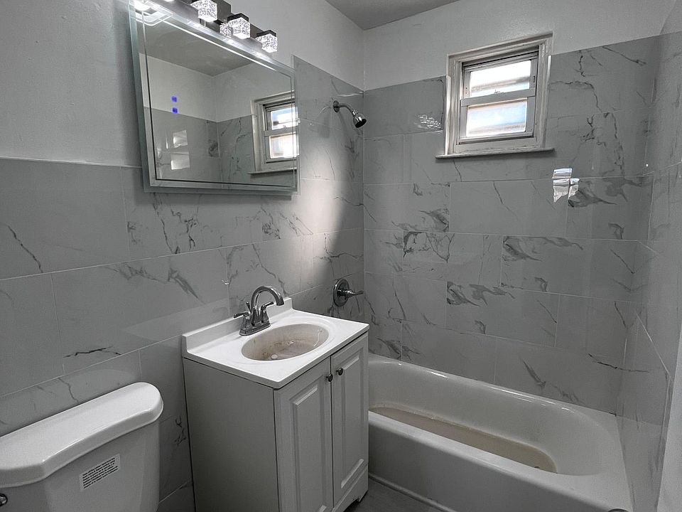 2nd image of 451 Brook Ave #1