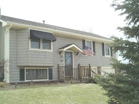 1st image of 423 SE Lana Ct