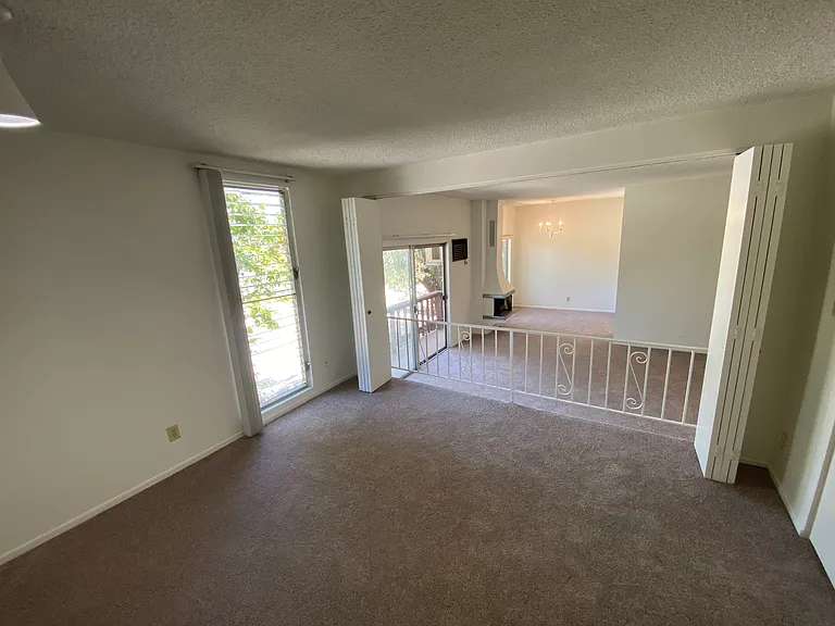 11425 Rochester Ave #21 — Photo 8