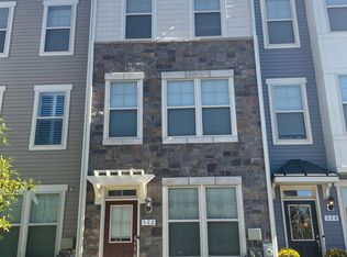 522 Pebblebrook Ln, Glen Burnie, MD 21060