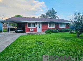 9 Cadet St, Vidalia, LA 71373