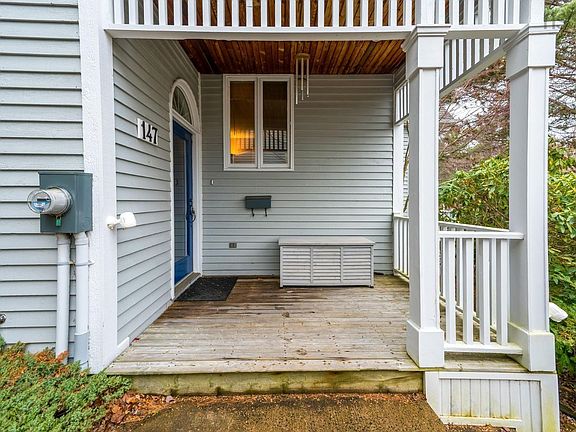 3rd image of 147 Spinnaker Dr