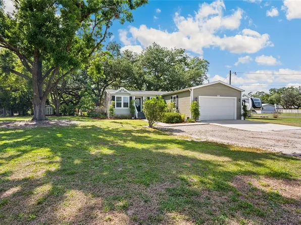 3911 Lado Dr, Wesley Chapel, FL 33543