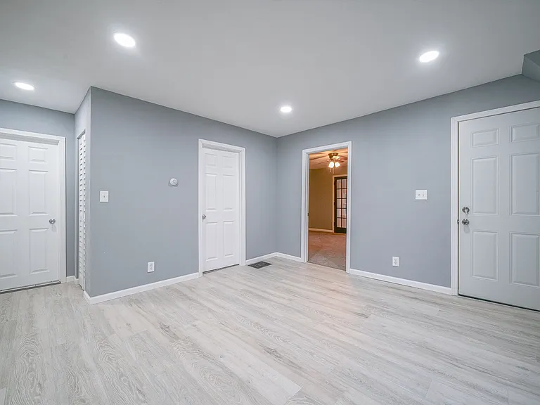 934 Ridge Ave #2 — Photo 18