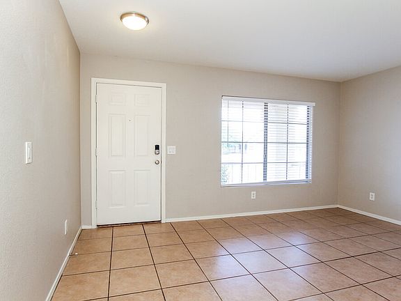 4th image of 12954 W Voltaire Ave
