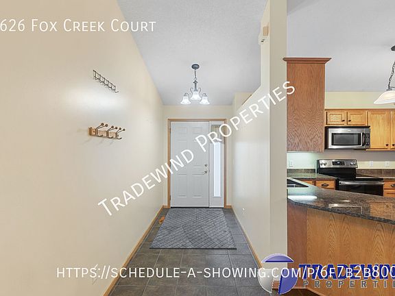 5th image of 7626 Fox Creek Ct