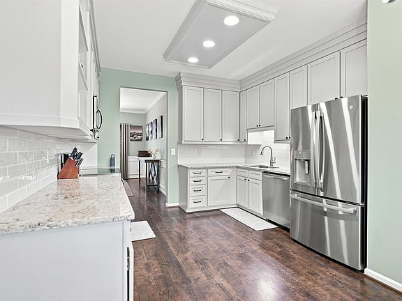 5th image of 603 Clearview Rd