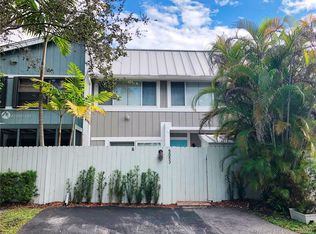 5053 SW 71st Pl, Miami, FL 33155