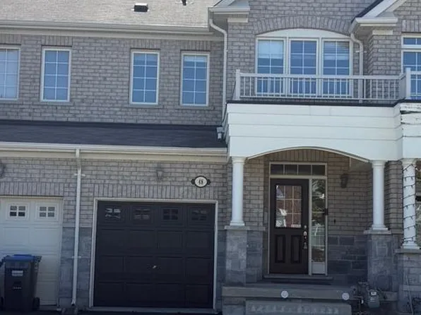 48 Pendulum Cir, Brampton, ON L6R 3N6