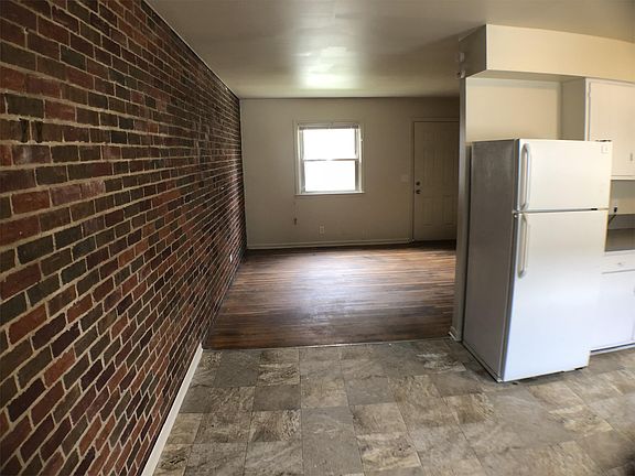 3rd image of 5801 N Meadows Blvd APT H