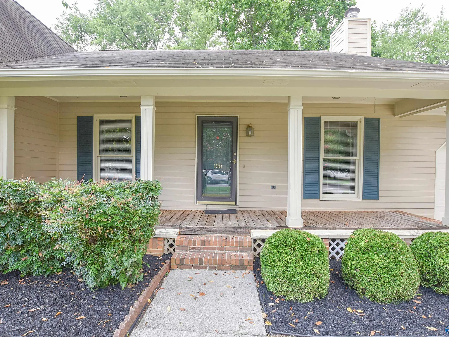 3 bed, 2.0 bath, 1600 sqft, $1,875 — Photo 2
