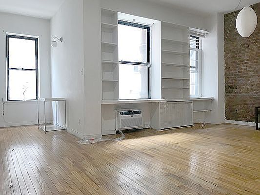 5th image of 201 Columbus Ave #1B