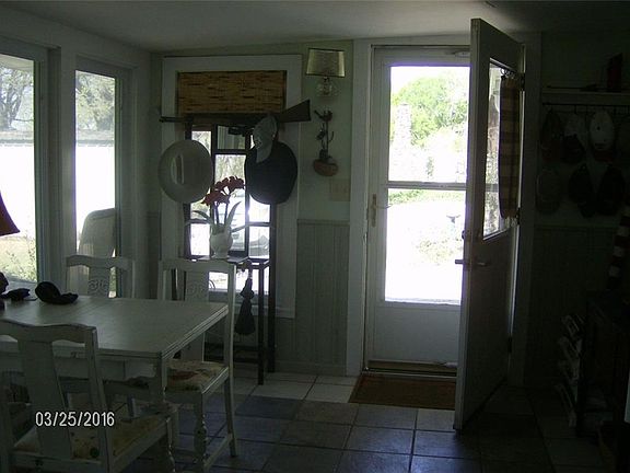3rd image of 810 County Road 463