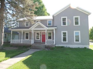 424 N Hudson St, Lowell, MI 49331