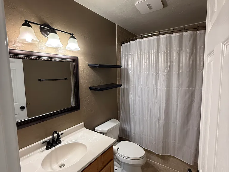 9342 Stephen Richards Memorial Dr — Photo 12