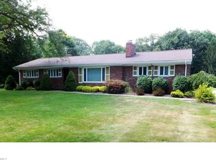 8355 Dalebrook Rd, Independence, OH 44131