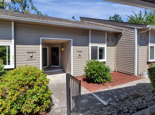 4586 SW Comus Pl #7-B, Portland, OR 97219
