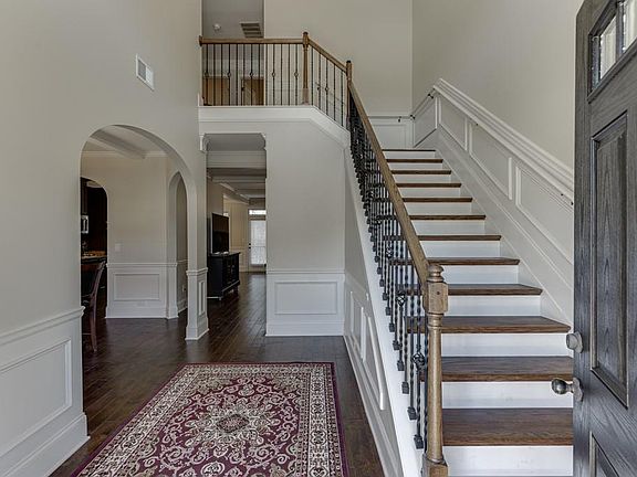 4th image of 2085 Mount Grove Ct