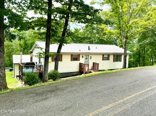 150 Clear Branch Rd, Rocky Top, TN 37769