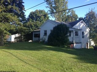 423 Sunset Beach Rd, Morgantown, WV 26508