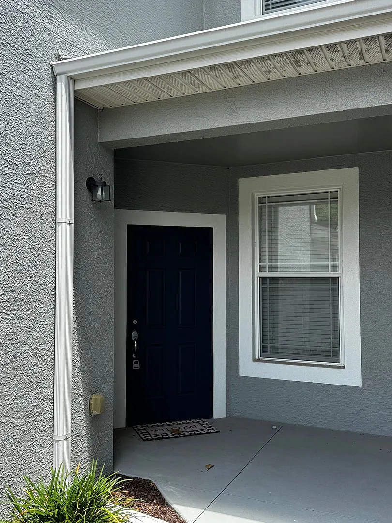 Spacious Ground-Floor Condo in Prime Ocala Location 2BR/2BA and a den with Modern Comforts! — Photo 2