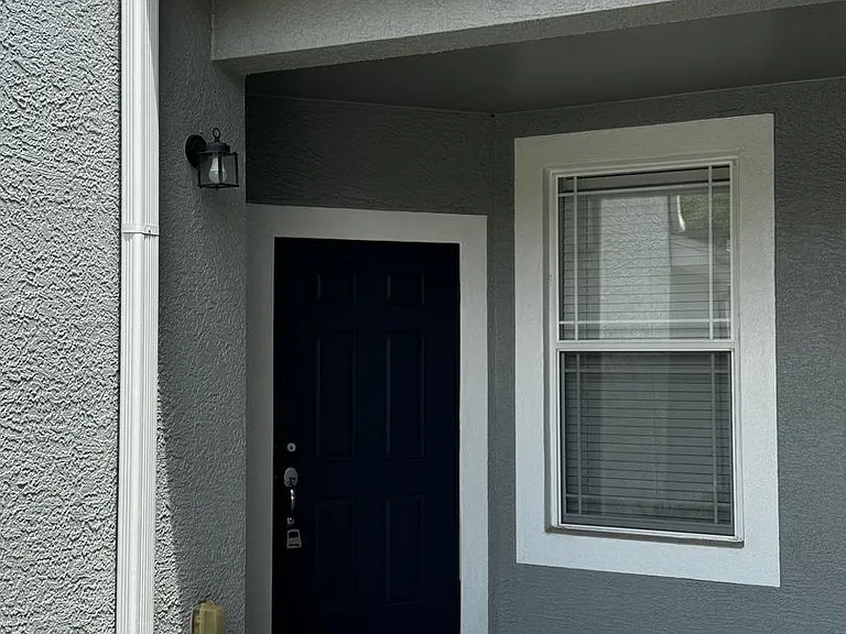 4401 SW 52nd Cir #101 — Photo 2
