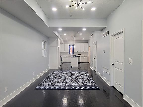 5th image of 531 Orville Ave