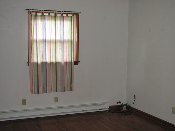 4th image of 5286 Chickasaw Dr