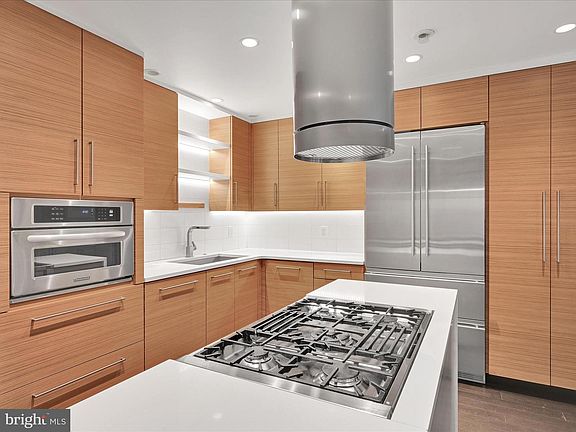 5th image of 420 S 11th St #227
