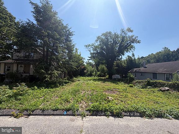 4th image of 57 Hazel Ln