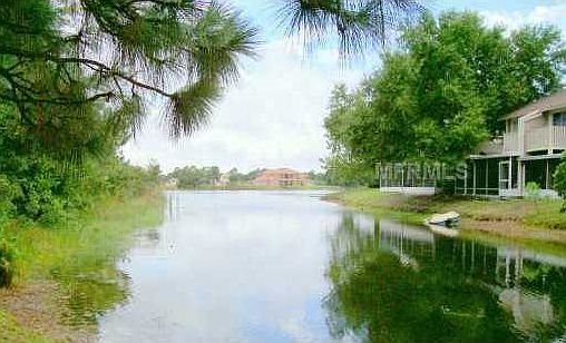 5th image of 9042 Lake Place Ln