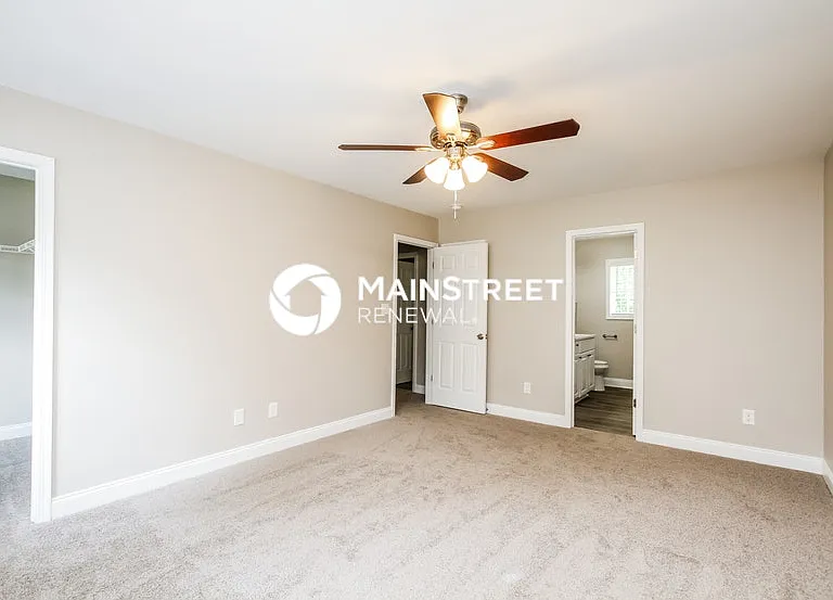 2155 Charles Towne Ct — Photo 4
