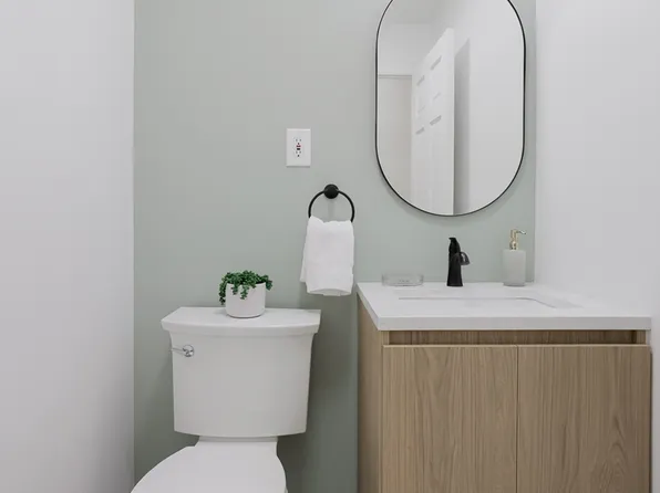 407 East 12th Street image 6 of 16