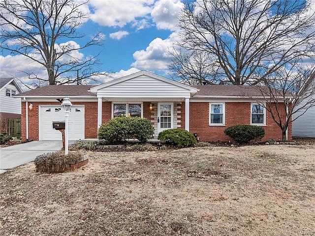 1st image of 2558 Ivy Ln
