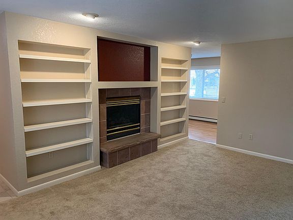 Living Room with Gas Fireplace