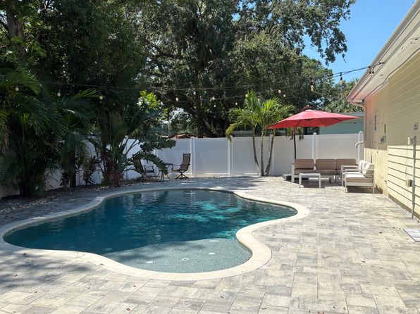 3208 W Nassau St
