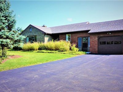 5746 N Burdick St, East Syracuse, NY, 13057