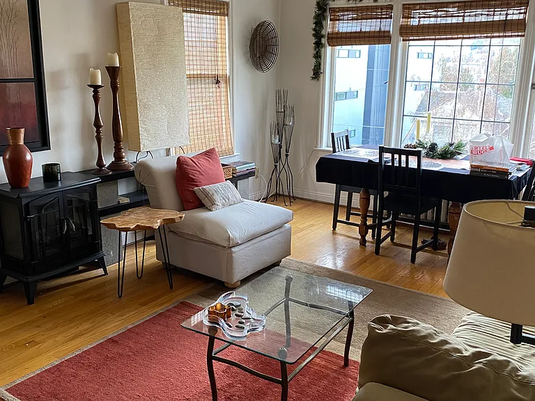 2044 Yale Ave E #302 — Photo 9