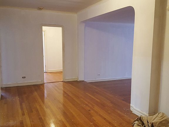2nd image of 6864 Yellowstone Blvd APT A10