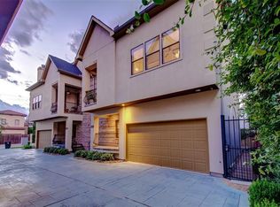 6827 Academy St, Houston, TX 77025