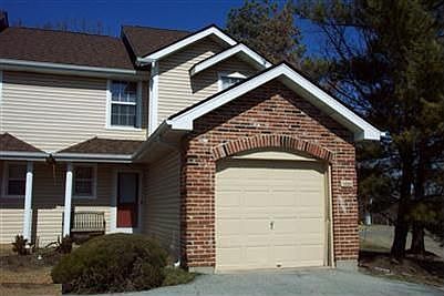Townhome w/nice floor plan