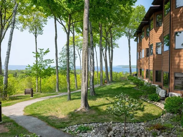 4908 N Landmark Cir Unit 312-A1, Egg Harbor, WI 54209